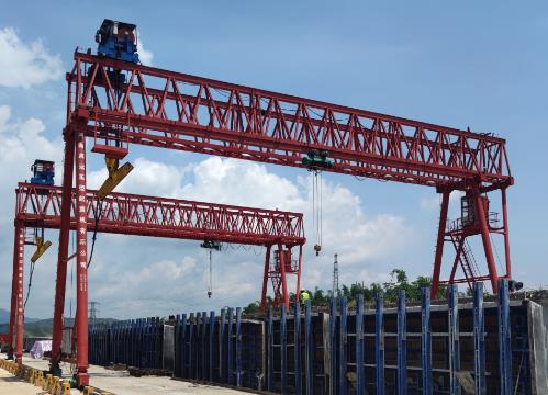 MG80/10M龍門(mén)吊應(yīng)該如何防銹呢?